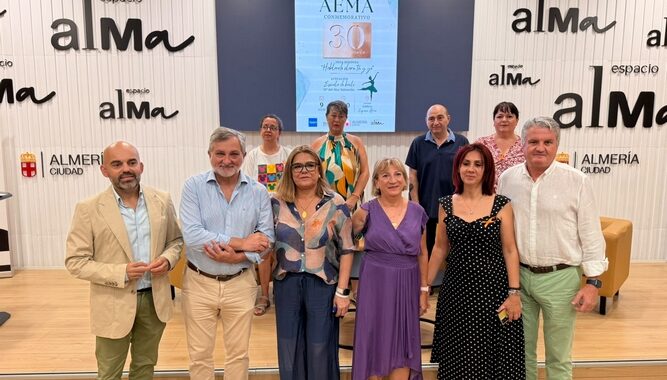 Foto de familia del acto