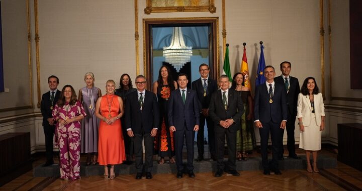 FotoFamiliaGobiernoAndaluzXIIILegislatura