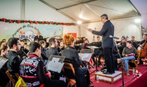 LA BANDA SINFONICA DE LA ESCUELA DE MUSICA DURANTE UN CONCIERTO