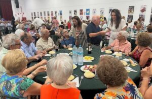 La alcaldesa de Albox, María del Mar Alfonso, acompañará a los mayores en la Gala prevista el próximo 23 de julio