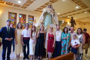 San Agustín culmina sus fiestas con la Misa y Procesión de sus patronos por las calles del núcleo