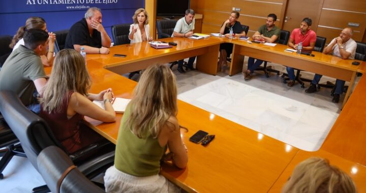260803 PRIMERA REUNIÓN EQUIPO DE GOBIERNO (1)