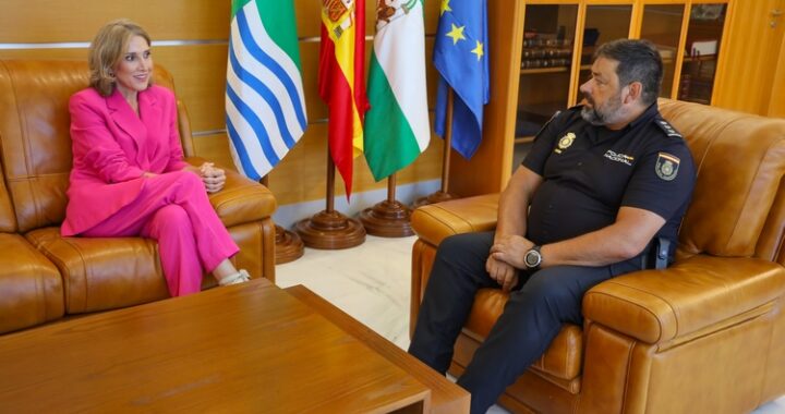 260805 REUNIÓN POLICÍA NACIONAL (2)