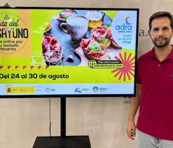 260821 Adra pone en marcha una 'Ruta del Desayuno KM0' para buscar la mejor tostada y repartir premios