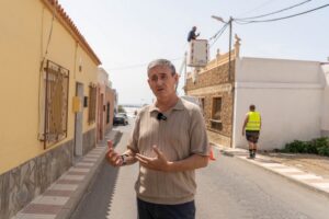 260826 Adra avanza en la renovación de más de un millar de puntos de alumbrado público con tecnología LED