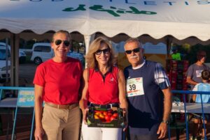 Jonathan Aguilera y Eva M Quintana se proclaman ganadores del X Gran Premio Murgiverde, que reúne a más de 600 corredores en Almerimar