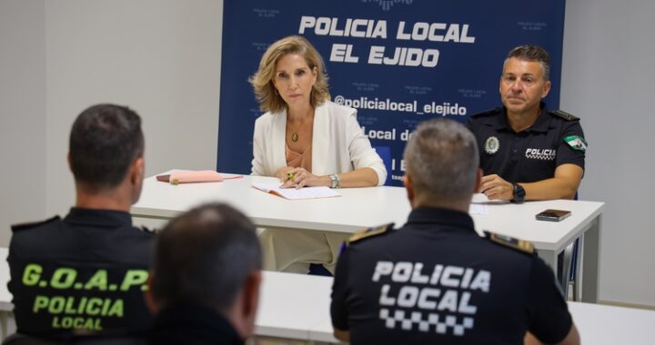 ALCALDESA JULIA IBÁÑEZ E INTENDENTE JEFE POLICÍA LOCAL, MARCO MUÑOZ