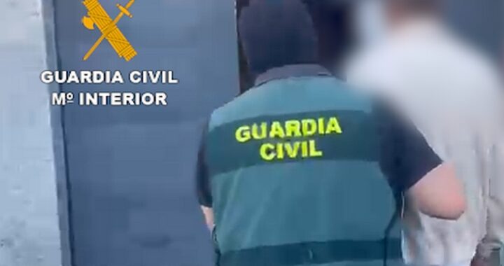 FOTO CON DETENIDO