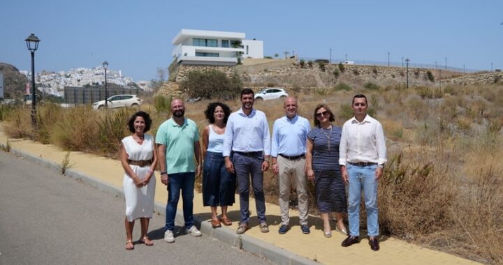Foto de familia de la visita