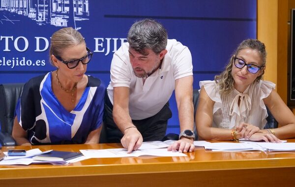 260903 JUNTA DE GOBIERNO