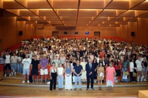 FOTO 1 SEPTIEMBRE 11 2026 BIENVENIDA A ESTUDIANTES INTERNACIONALES